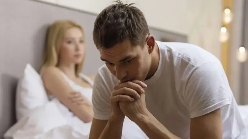 Uomo preoccupato per la sua salute